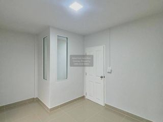 For sale 3 bedrooms townhouse in Sai Noi, Nonthaburi