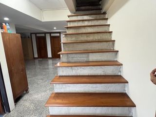 出售 4 卧室 商业空间 在 Sam Ngam, Phichit