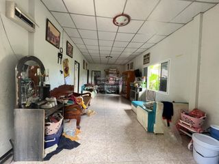 出售 2 卧室 独立屋 在 Wachirabarami, Phichit