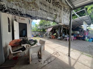 出售 2 卧室 独立屋 在 Wachirabarami, Phichit