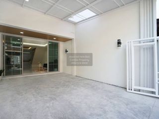 For sale 3 bedrooms townhouse in Thung Khru, Bangkok