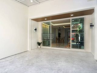 For sale 3 bedrooms townhouse in Thung Khru, Bangkok