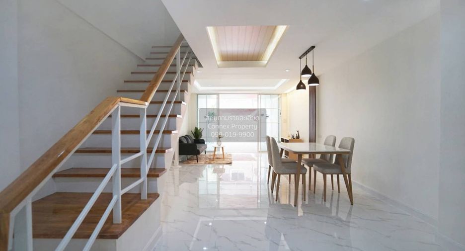 For sale 3 bedrooms townhouse in Thung Khru, Bangkok