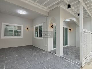 For sale 3 bedrooms townhouse in Mueang Nonthaburi, Nonthaburi