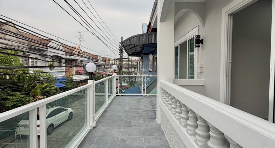 For sale 3 bedrooms townhouse in Mueang Nonthaburi, Nonthaburi