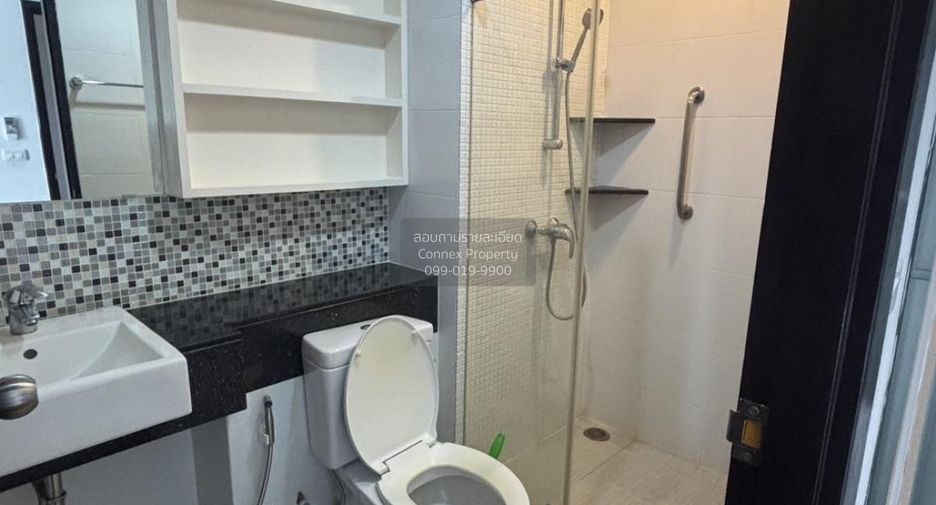 À vendre 2 chambres condo à Khlong Toei, Bangkok
