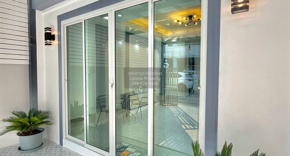 For sale 2 bedrooms townhouse in Mueang Nonthaburi, Nonthaburi