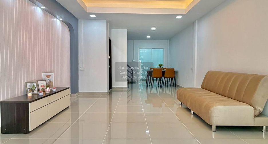 For sale 2 bedrooms townhouse in Mueang Nonthaburi, Nonthaburi