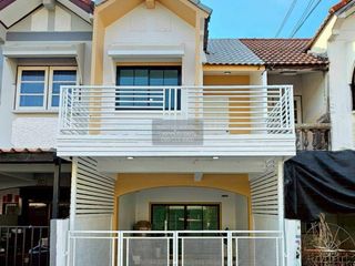 For sale 3 bedrooms townhouse in Bang Bua Thong, Nonthaburi