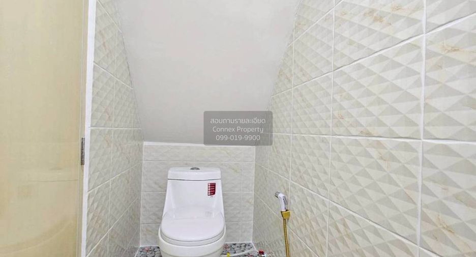 À vendre 3 chambres maison de ville à Bang Bua Thong, Nonthaburi