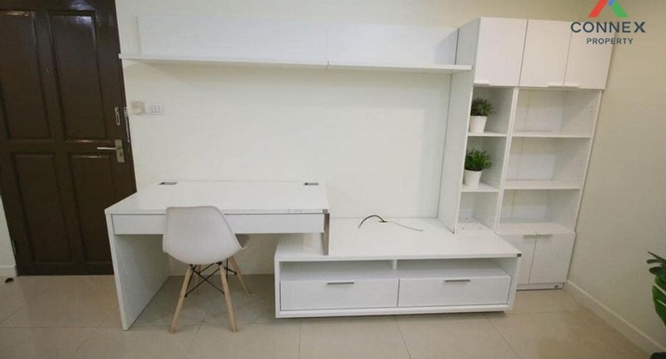 For sale 1 bed condo in Khlong Toei, Bangkok