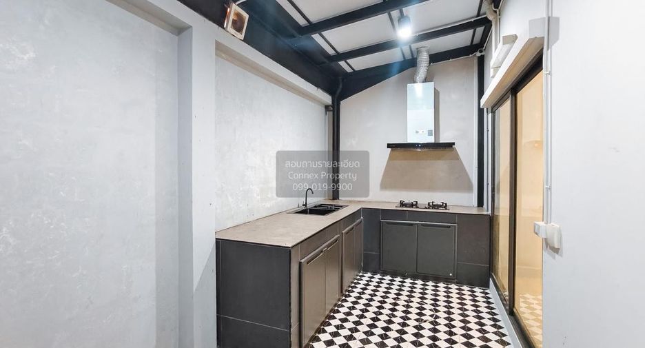 Продажа 2 спальни таунхаус в Bang Phli, Самутпракан