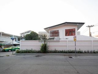 À vendre 3 chambres maison à Chatuchak, Bangkok