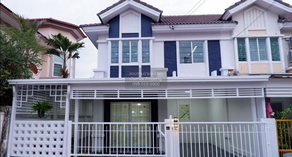 Casa adosada en venta de 3 habitaciones en Thanyaburi, Pathum Thani