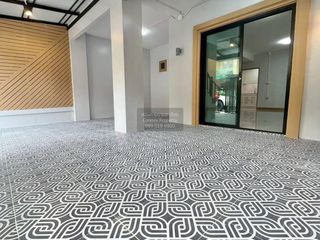 For sale 3 bedrooms townhouse in Sai Noi, Nonthaburi