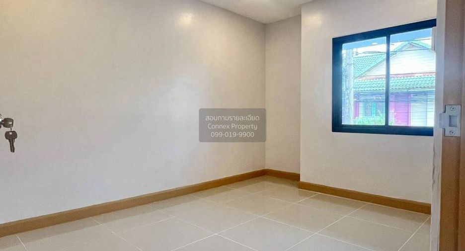 For sale 3 bedrooms townhouse in Sai Noi, Nonthaburi