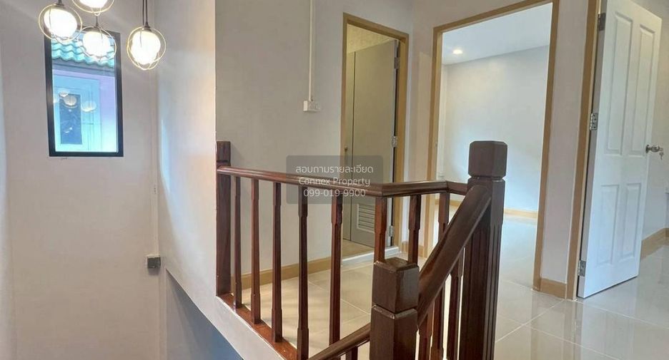 For sale 3 bedrooms townhouse in Sai Noi, Nonthaburi