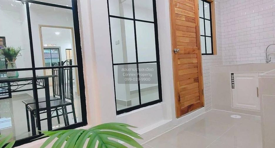 Продажа 3 спальни таунхаус в Khlong Luang, Патумтани