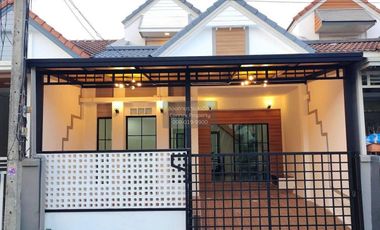 Продажа 3 спальни таунхаус в Khlong Luang, Патумтани