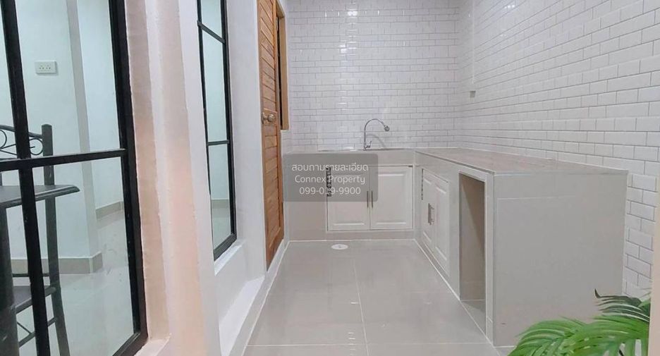 Продажа 3 спальни таунхаус в Khlong Luang, Патумтани