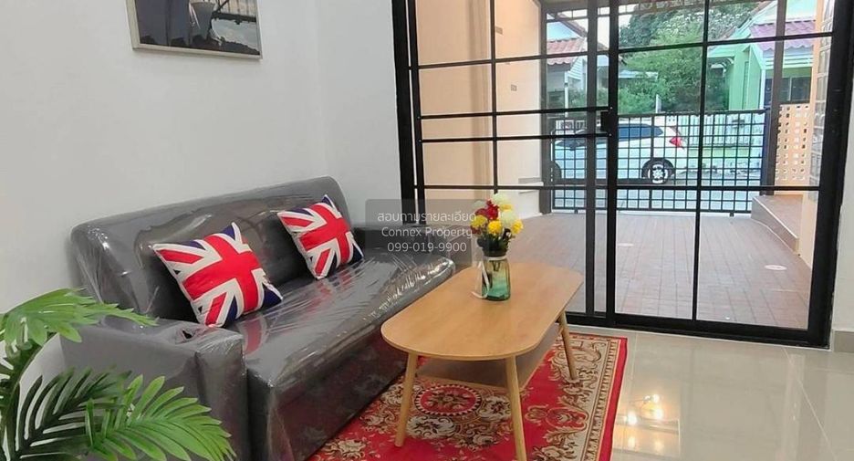 Продажа 3 спальни таунхаус в Khlong Luang, Патумтани