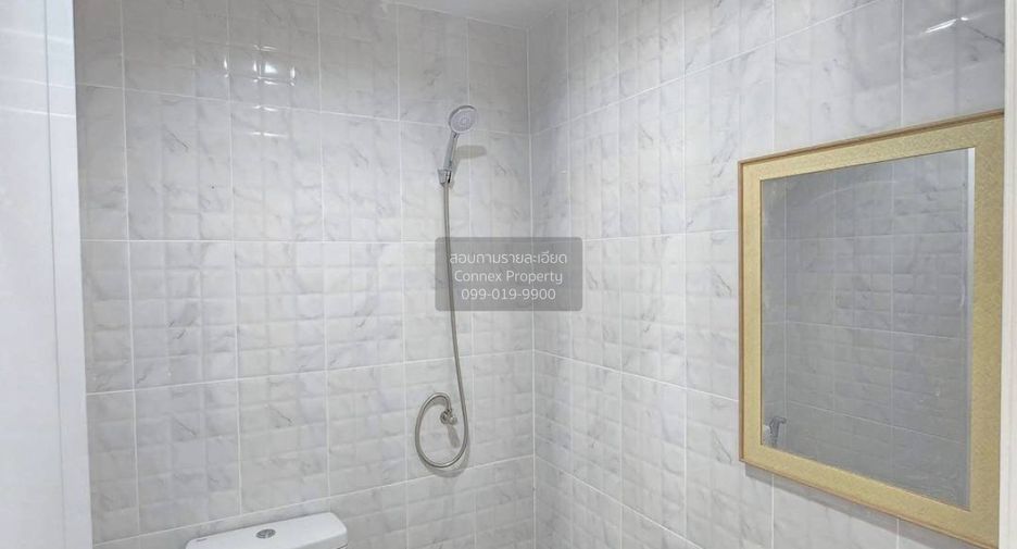 Casa adosada en venta de 4 habitaciones en Bang Yai, Nonthaburi