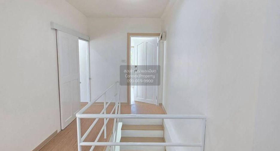 Casa adosada en venta de 4 habitaciones en Bang Yai, Nonthaburi