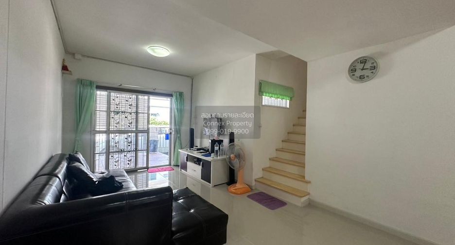 Reihenhaus zum Kauf mit 3 Zimmer in Mueang Pathum Thani, Pathum Thani