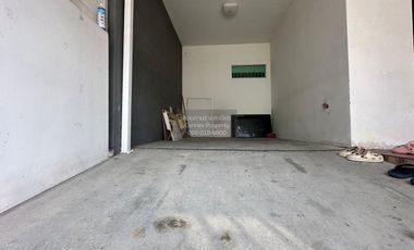 For sale 3 bedrooms townhouse in Mueang Pathum Thani, Pathum Thani
