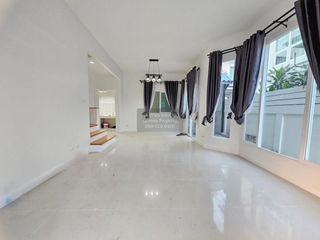 For sale 4 bedrooms townhouse in Pak Kret, Nonthaburi