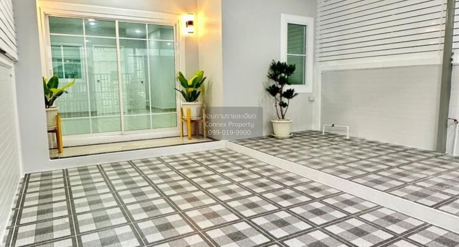 For sale 3 bedrooms townhouse in Bang Bua Thong, Nonthaburi