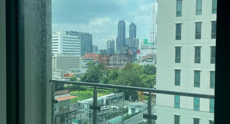 For sale 2 bedrooms condo in Watthana, Bangkok