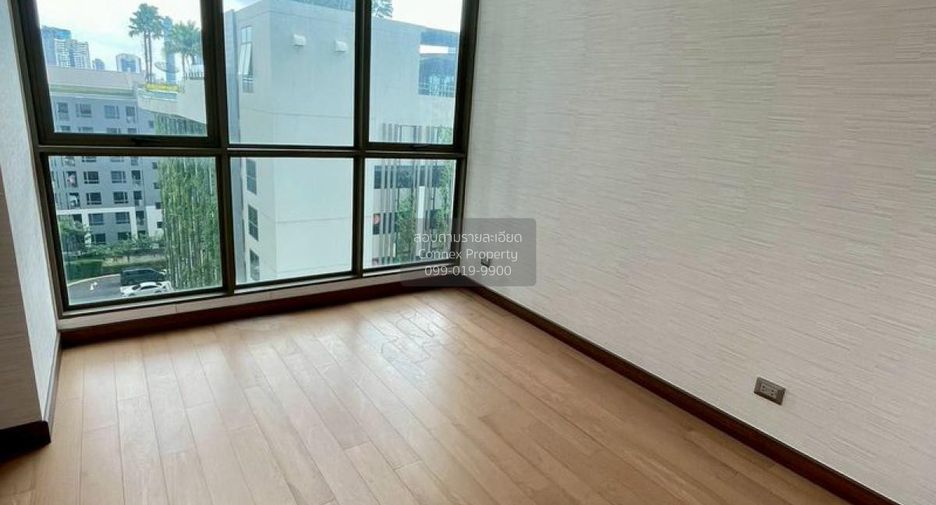 For sale 2 bedrooms condo in Watthana, Bangkok