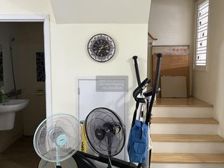 Продажа 3 спальни таунхаус в Сапхан Сунг, Бангкок