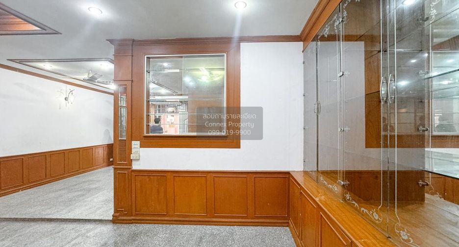 Продажа 6 спальни таунхаус в Бангкок Яи, Бангкок