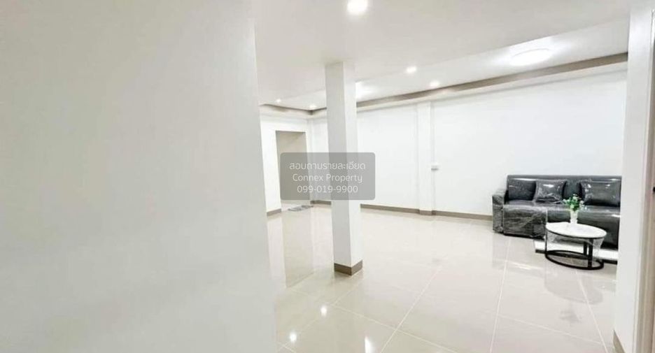 For sale 3 bedrooms townhouse in Bang Bua Thong, Nonthaburi