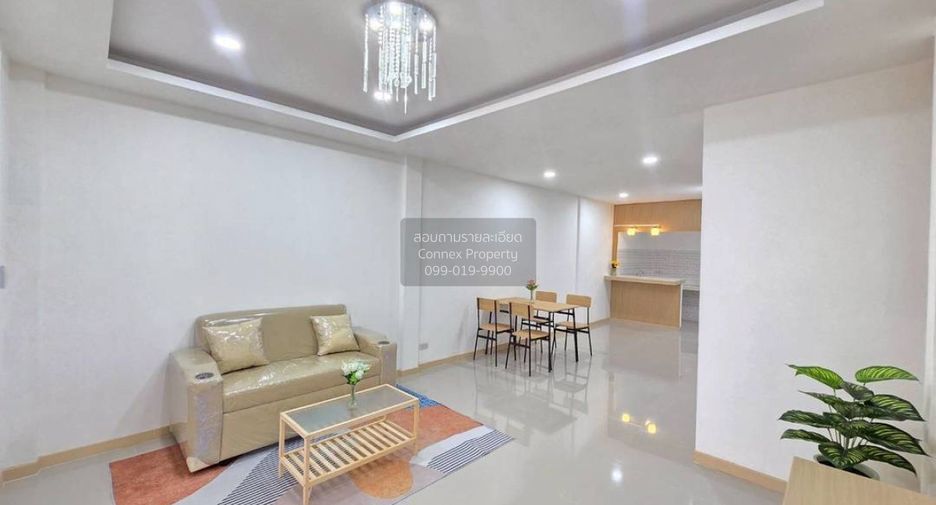 For sale 3 bedrooms townhouse in Sai Noi, Nonthaburi