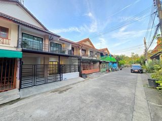 For sale 4 bedrooms townhouse in Bang Bua Thong, Nonthaburi