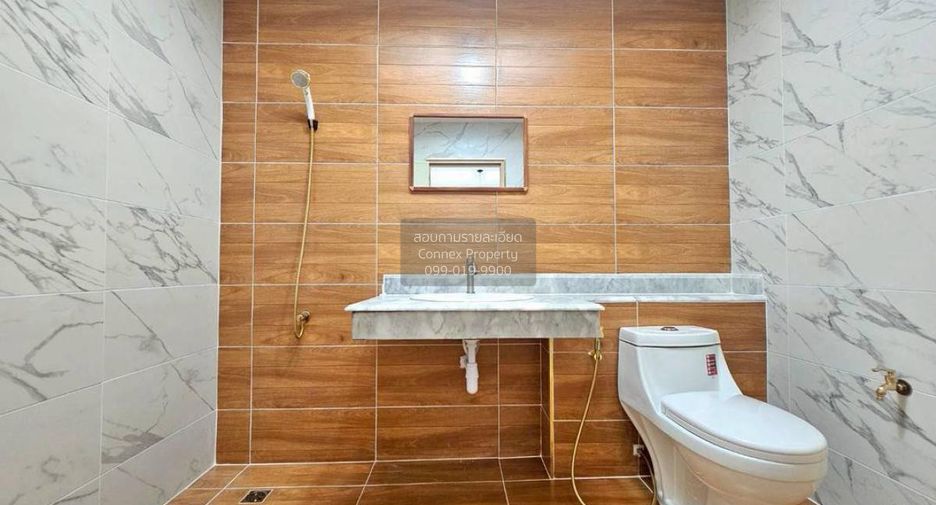 For sale 4 bedrooms townhouse in Bang Bua Thong, Nonthaburi