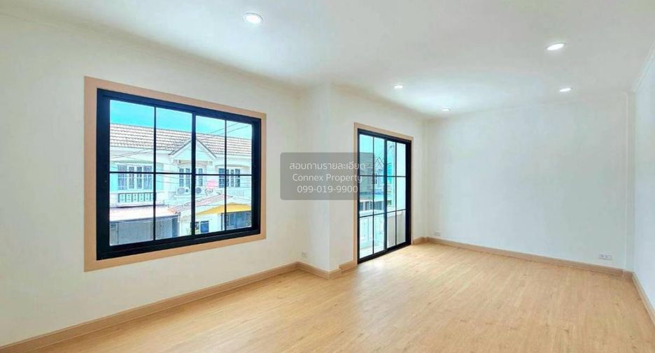 For sale 4 bedrooms townhouse in Bang Bua Thong, Nonthaburi
