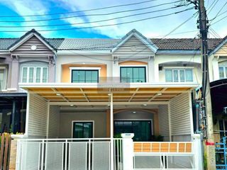 For sale 4 bedrooms townhouse in Bang Bua Thong, Nonthaburi