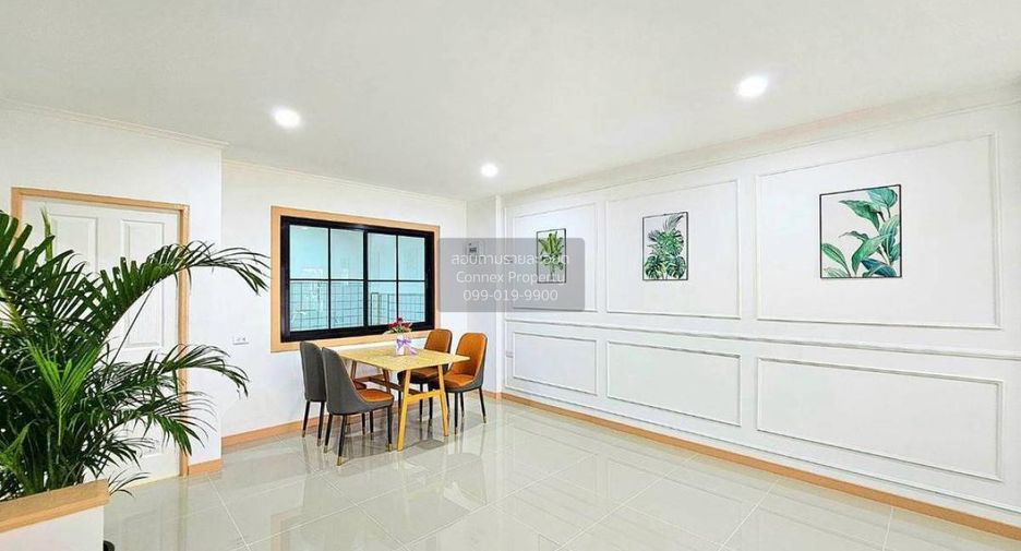 For sale 4 bedrooms townhouse in Bang Bua Thong, Nonthaburi