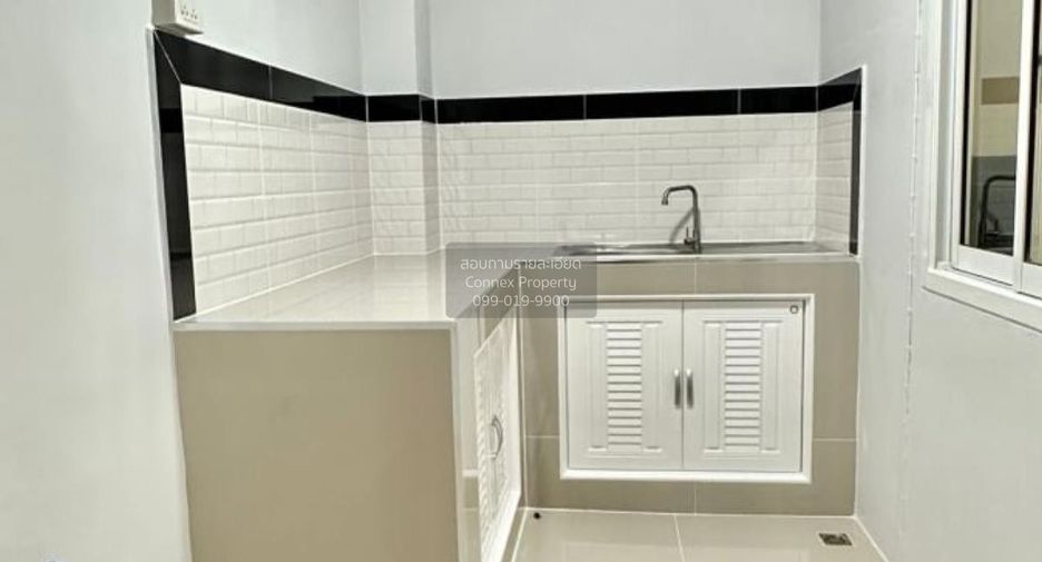 For sale 3 bedrooms townhouse in Bang Bua Thong, Nonthaburi