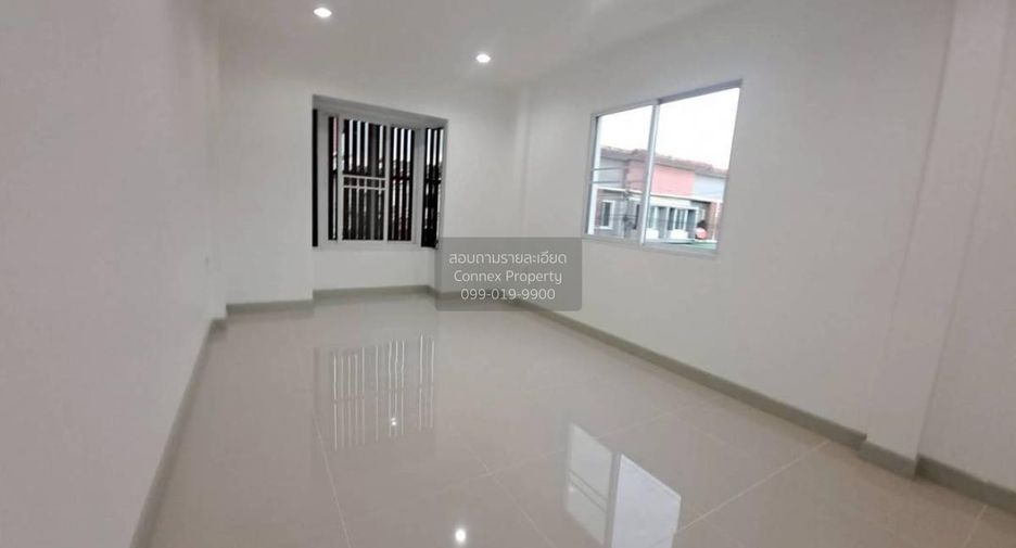À vendre 3 chambres maison de ville à Bang Bua Thong, Nonthaburi