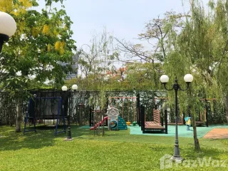 For rent 4 bedrooms house in Bang Na, Bangkok