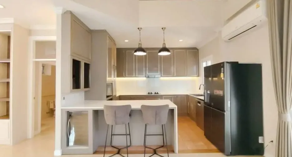 Haus zur Miete mit 4 Zimmer in Bang Na, Bangkok