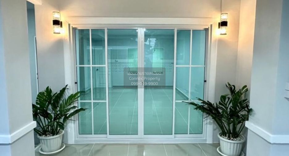 For sale 3 bedrooms townhouse in Bang Bua Thong, Nonthaburi