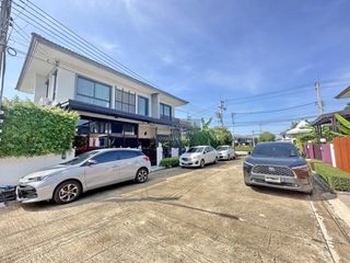 Haus zum Kauf mit 4 Zimmer in Sam Phran, Nakhon Pathom
