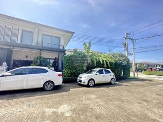 Haus zum Kauf mit 4 Zimmer in Sam Phran, Nakhon Pathom