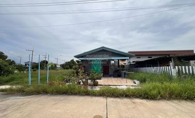 For sale 3 bedrooms house in Sam Khok, Pathum Thani